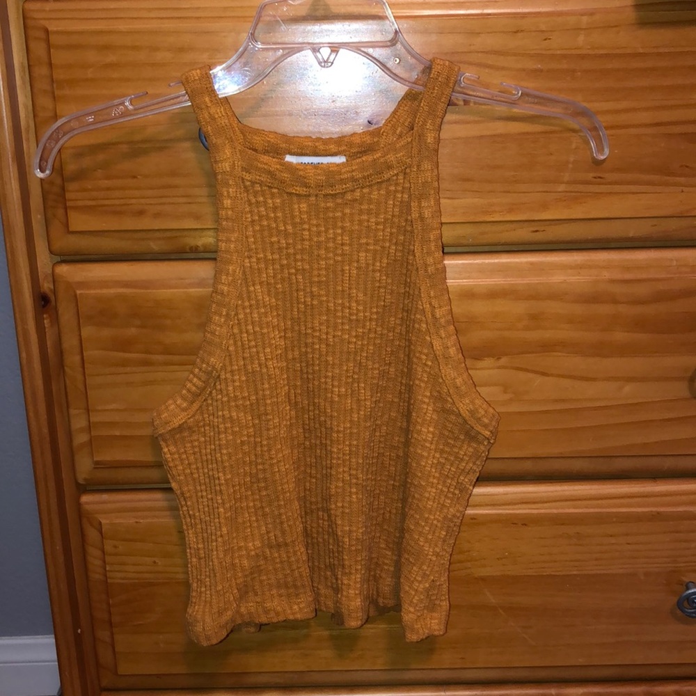 Knitted crop top